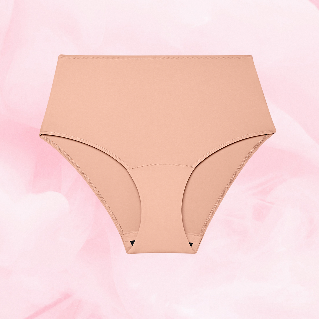 ComfortFit High Waist Light period pants, close-up of underpants showing slimline edges and tailored gusset for secure fit, designed for 12-hour protection.