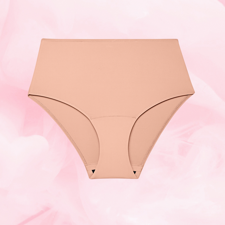 ComfortFit High Waist Light period pants, close-up of underpants showing slimline edges and tailored gusset for secure fit, designed for 12-hour protection.