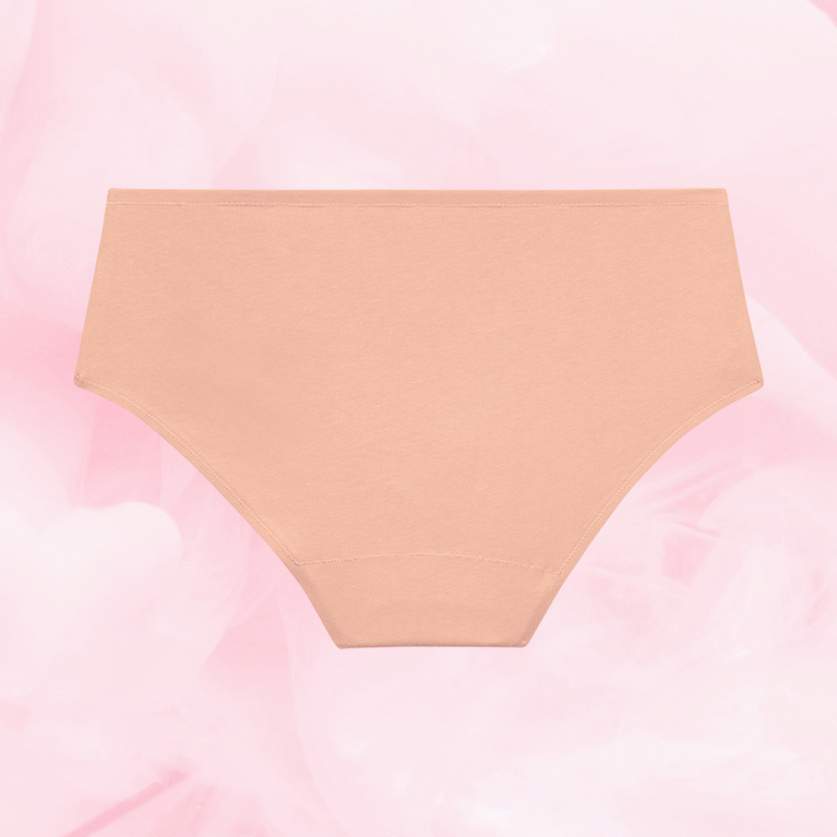 ComfortFit Essentials Hipster Light period pants, high-waisted with slimline edges, designed for comfort and reliable 12-hour protection, featuring a tailored gusset for a secure fit.