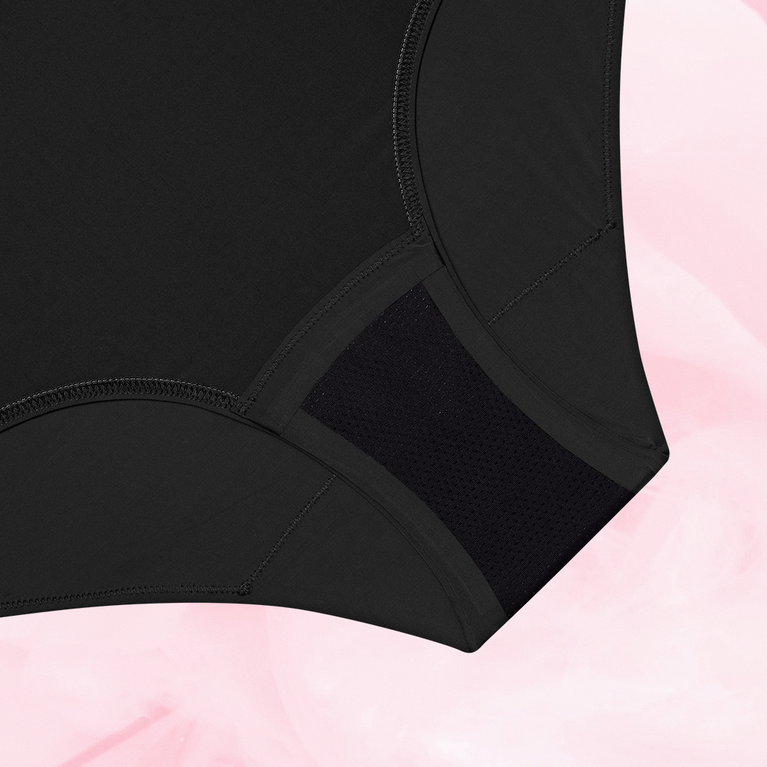 ComfortFit High Waist Light underwear, designed for periods with ComfortFit gusset and TriTech Performance technology, offers reliable protection and a high waist fit for comfort.